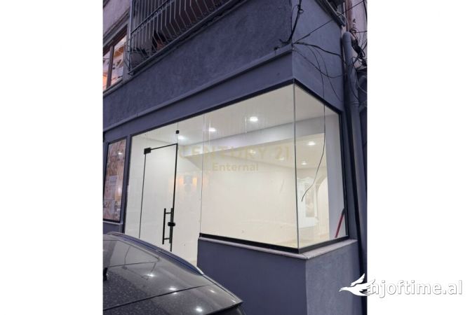 Dyqan per qera tek Stadiumi Dinamo