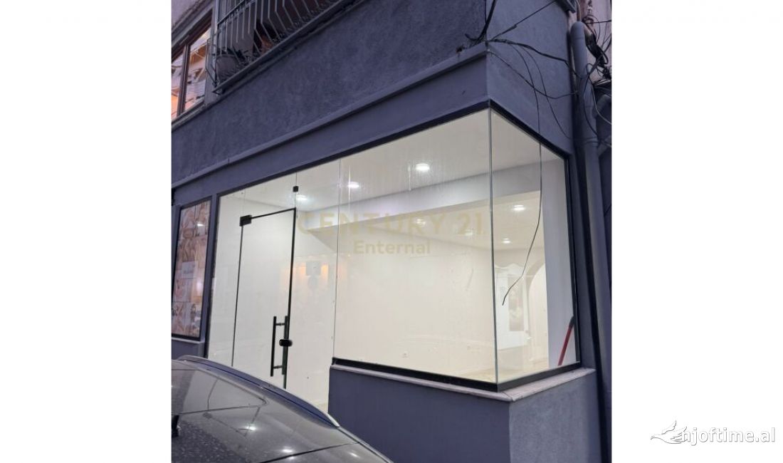 Dyqan per qera tek Stadiumi Dinamo