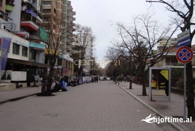 AMBJENT KOMERCIAL PER QIRA NE BLLOK