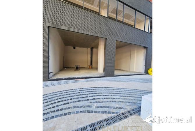 Jepet me qira Njesi te Kompleksi Delijorgji