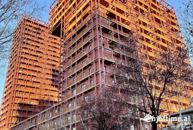 Jepet me qira ambient komercial tek Tirana Garden Building