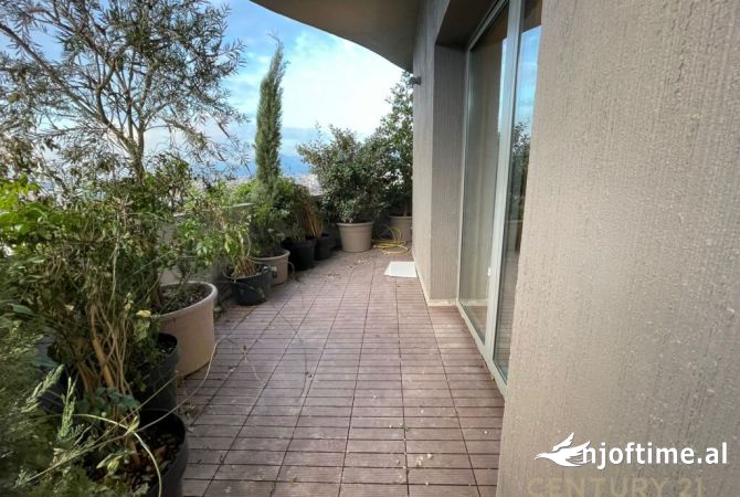 Zyra per qira tek Rezidenca Lion Park