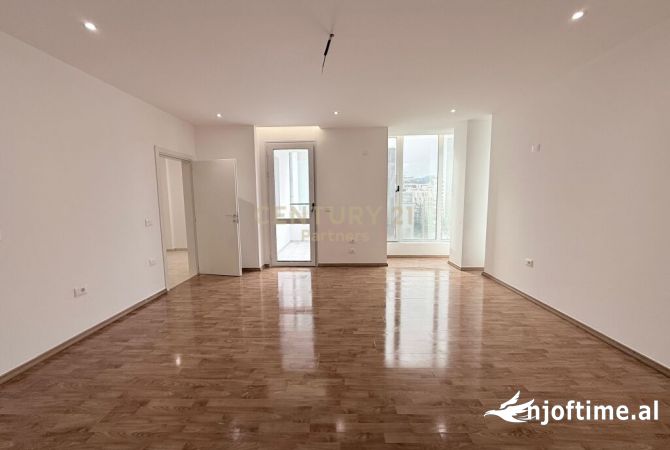 JEPET ME QERA AMBJENT PER ZYRA TEK RRUGA E ELBASANIT, 190 m² PRANE AMBASADES AMERIKANE !!