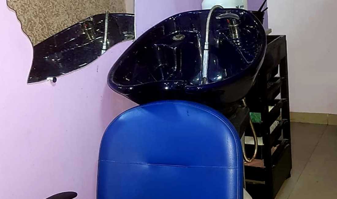 Shiten Pajisje Parukerie 