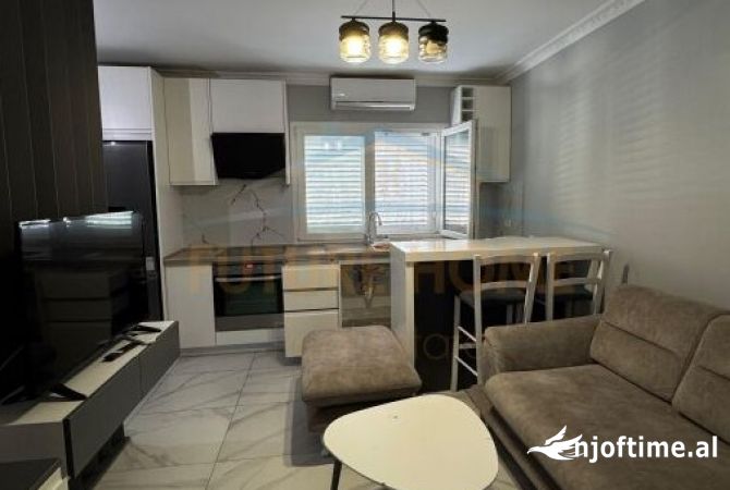 Qera, Apartament 1+1, Rruga e Barrikadave, Tirane 