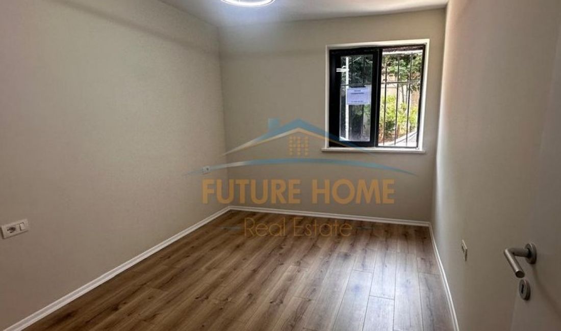 Appartamento in vendita a Tirana 1+1, Vuoto