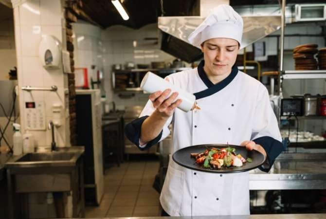 Job Offers for Cook in Tirana