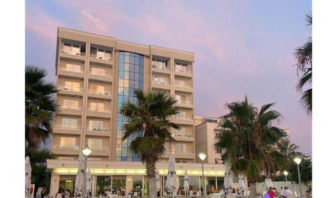 Job Offers in Tirana, Profession Recepsionist/e , Beginner/Little experience, Payment By Agreement.