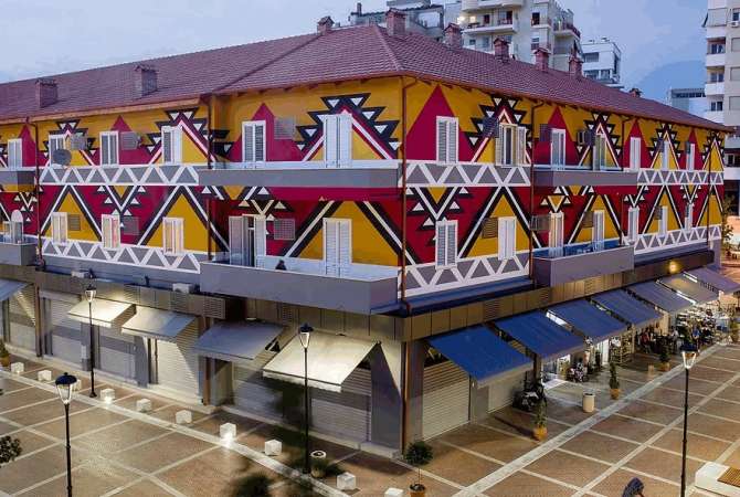 Shitet ambient biznesi tek Pazari i Ri