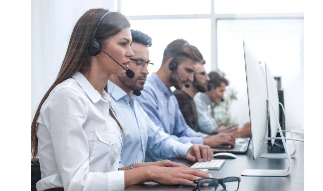 Job Offers in Tirana, Profession Operatore telefonik per gjuhet Gjermane, Italiane, Frengjisht , Angleze, Spanjolle , Beginner/Little experience, Payment 1,000  Euro.