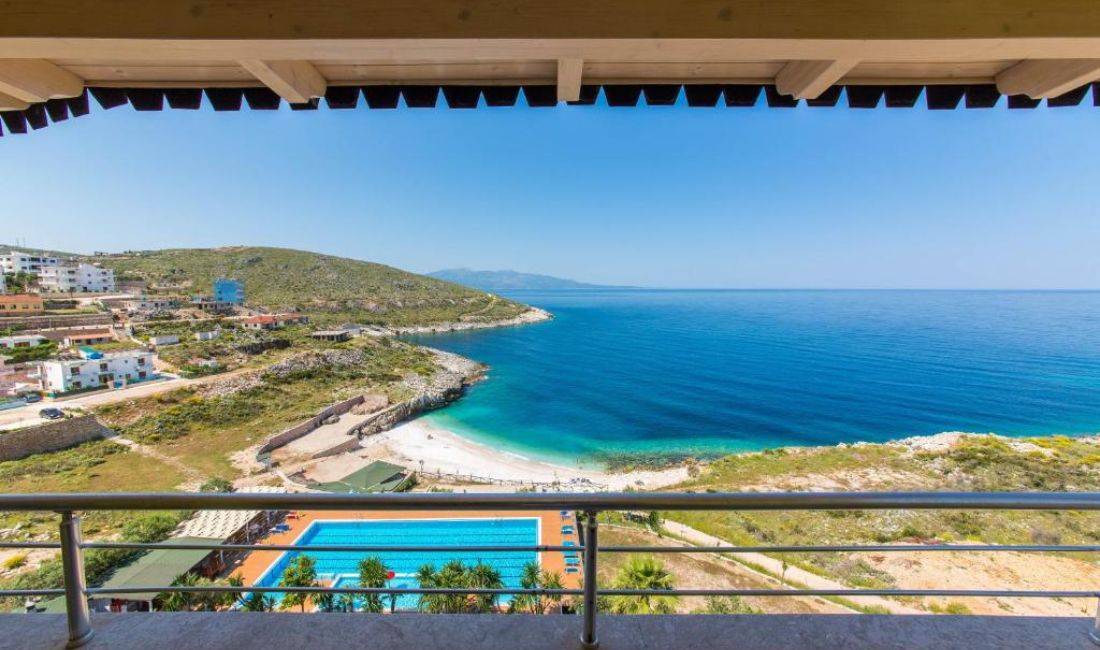 Offerte di lavoro a Santa Quaranta, Profession sanitar/e kuzhinier ndihmes kuzhinier/e banakier/e kamarier/e restoranti, ndihmes kamarier/e, picajol , Principiante/Poca esperienza, Pagamento Trattabile.