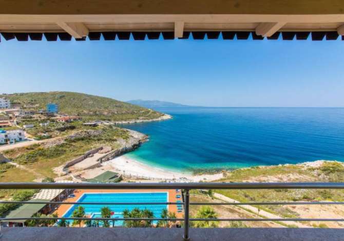 Job Offers for sanitar/e kuzhinier ndihmes kuzhinier/e banakier/e kamarier/e restoranti, ndihmes kamarier/e, picajol in Saranda