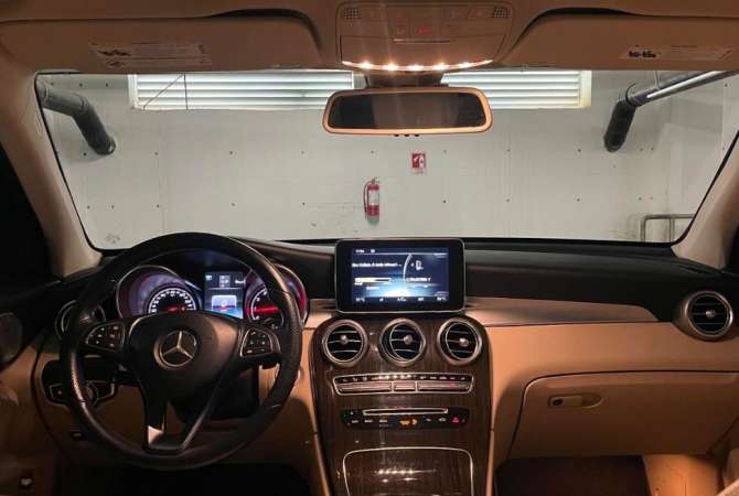 Makina luksoze me qera Mercedes Benz Glc 300 per 100 euro dita 