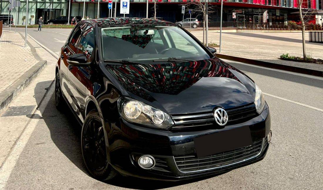Makina me qera Golf 6 duke filluar nga 30 Euro dita , Rinas 