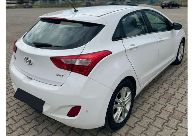 Makina Me Qera Hyundai i30 per 40 euro dita.Rinas,Tirane