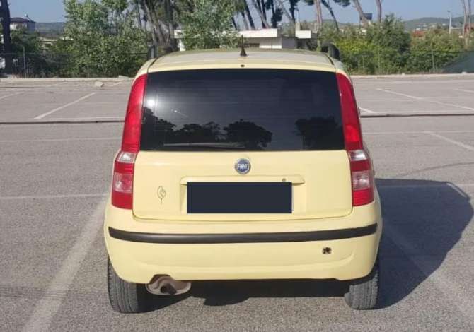 Jepet me Qera Makina Fiat Panda duke nisur nga 25 euro dita 