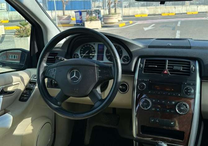 Noleggio Auto a Tirana - 40 Euro