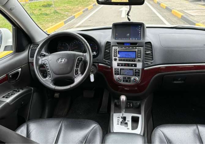 Noleggio Auto a Tirana - 75 Euro