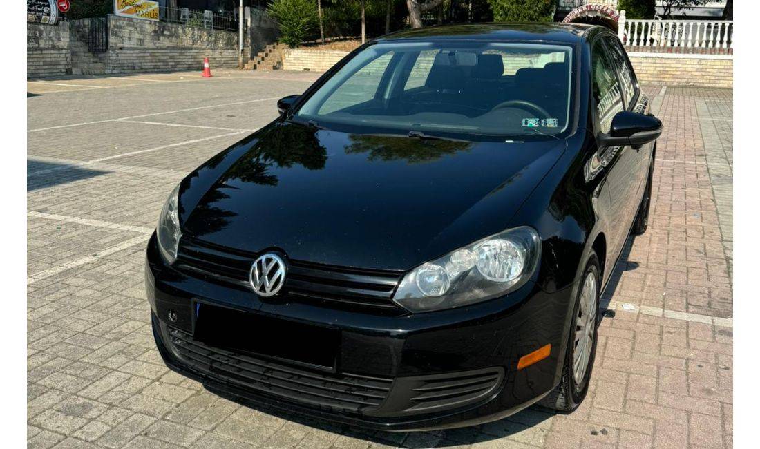 Makine me qera golf 6 ekonomike duke nisur nga 35 euro dita ,Aeroport 