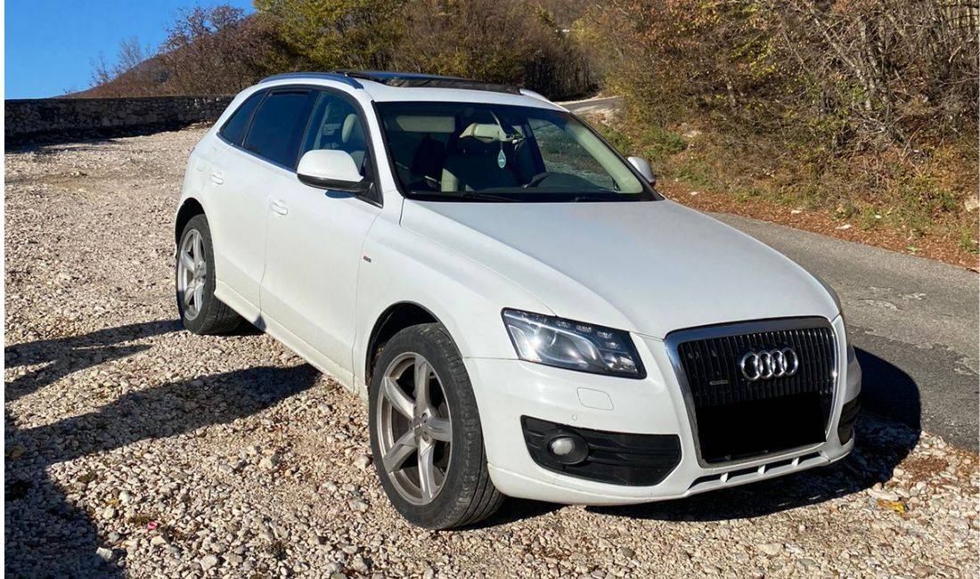 Makine me qera Audi Q5 duke nisur nga 50 euro dita,Aeroport