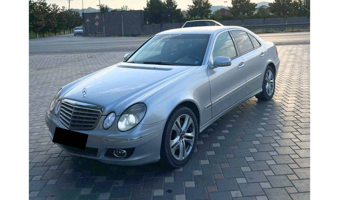 OFERTE 💥Makine me qera Mercedes Benz duke nisur nga 30 euro dita.