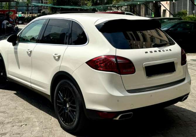 Makina me qera ne Tirane - 125 Euro