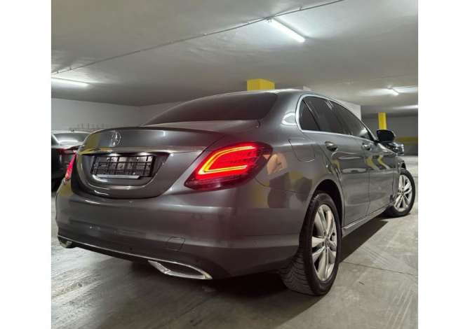 Noleggio Auto a Durazzo - 150 Euro