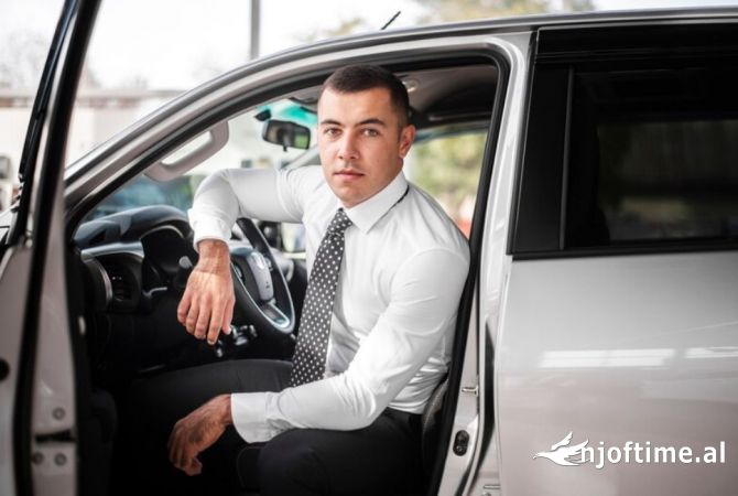 Njoftime Pune per Shofer per nje kompani kafe ne Tirane