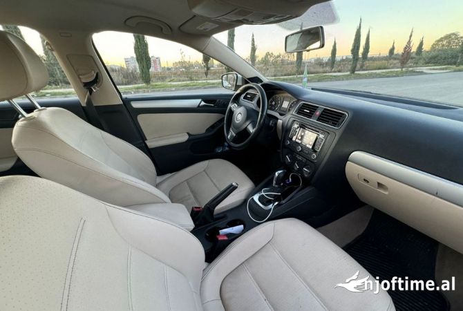 Makina me qera Volkswagen Passat per 40 euro dita , Rinas