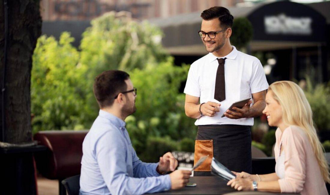 Njoftime Pune ne Tirane, Profesioni Kamarier , Me eksperience, Pagesa Me Marreveshje.