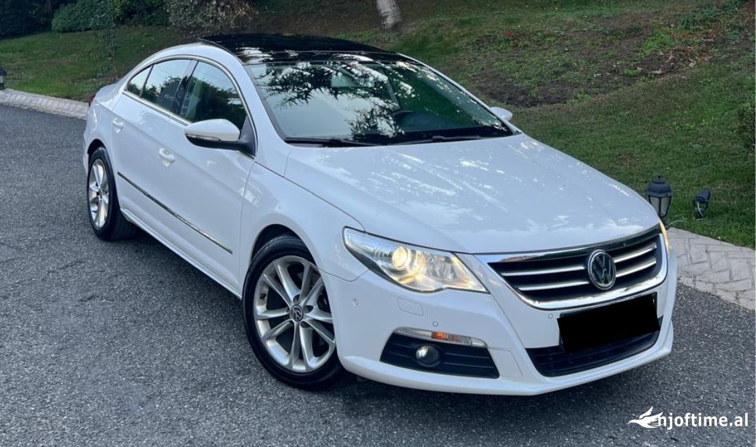 Makina me qera Volkswagen Passat CC duke nisur nga 50 euro dita
