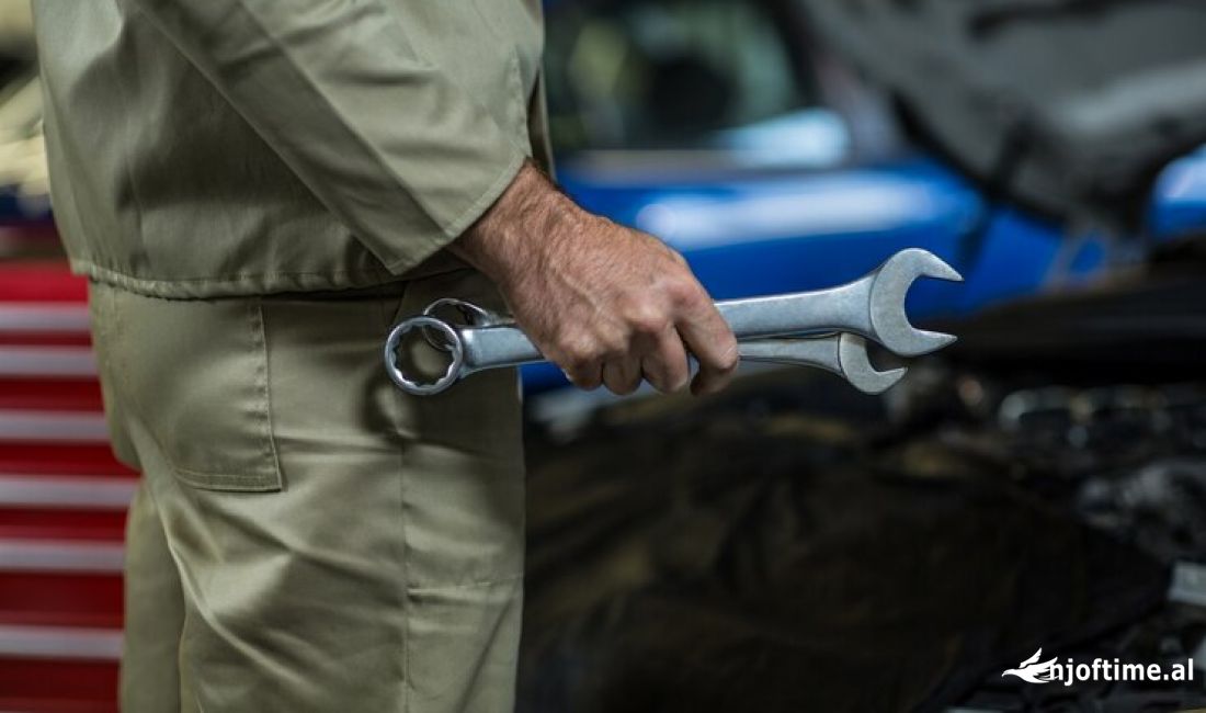 Servisi ofron sherbim elektroauto e xhenerike,kambio robotike per markat Toyota,Smart,Mitsubishi