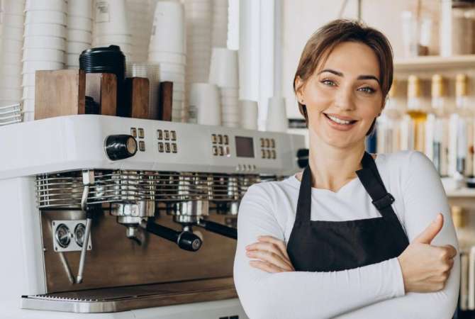 Njoftime Pune per Banakiere dhe Kamariere ne Tirane