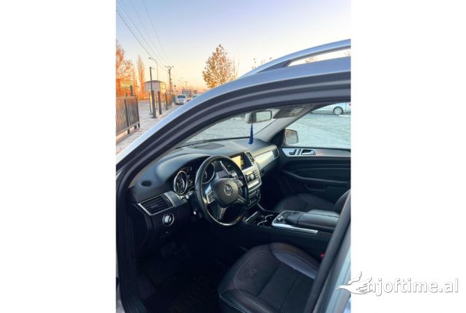 💥Makina me Qera Mercedes Benz ML💥 duke nisur nga 65 euro dita