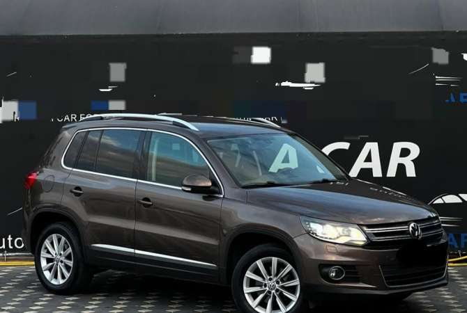 Makine me Qera Rinas Volkswagen Tiguan duke nisur nga 45 Euro