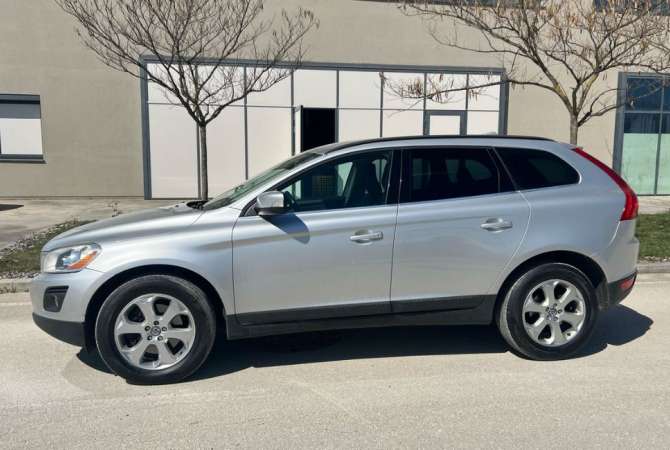 Makine me qera Volvo duke nisur nga 50 euro dita