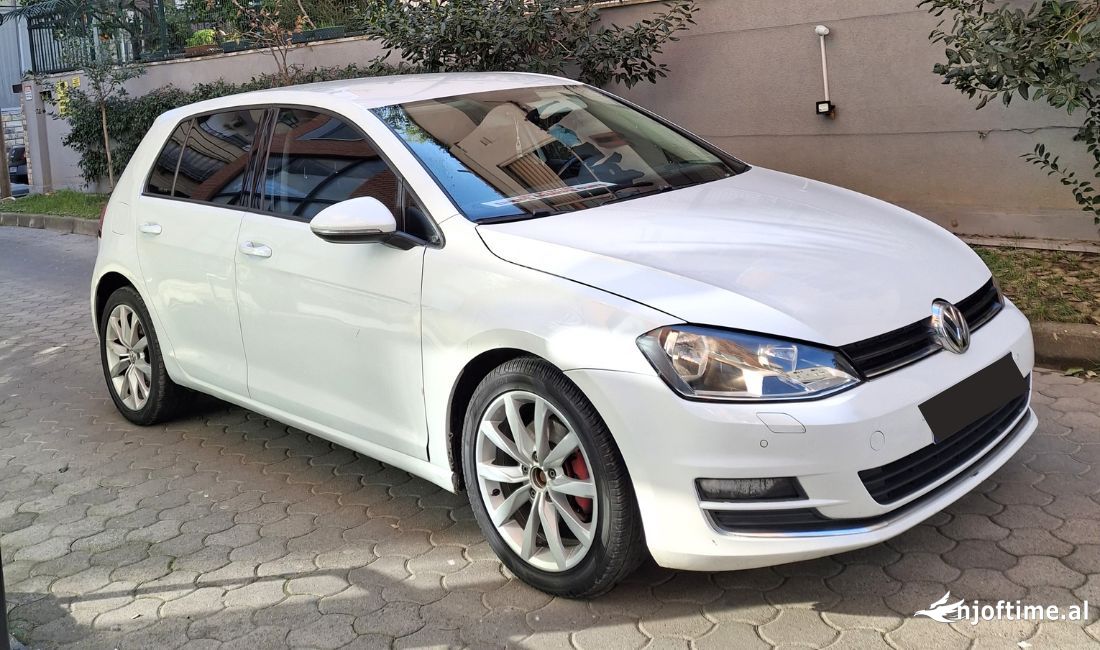 Jepet me qera makina Golf 7 GTD per vetem 50 euro Airport