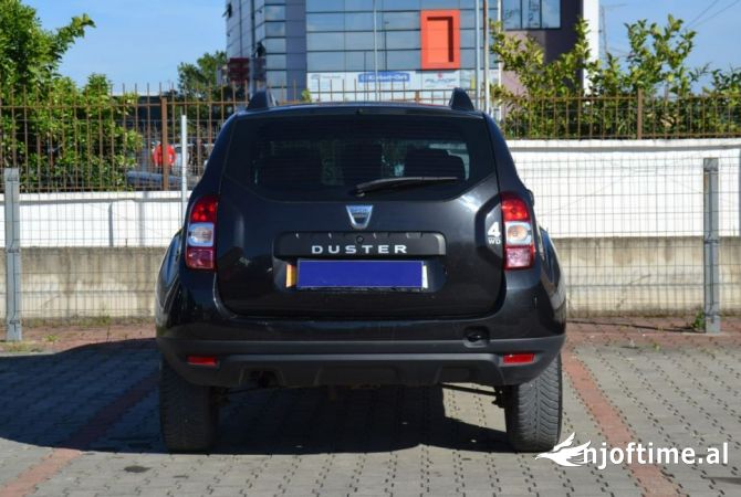 Jepet Makina me qera Dacia Duster duke nisur nga 29 euro dita 