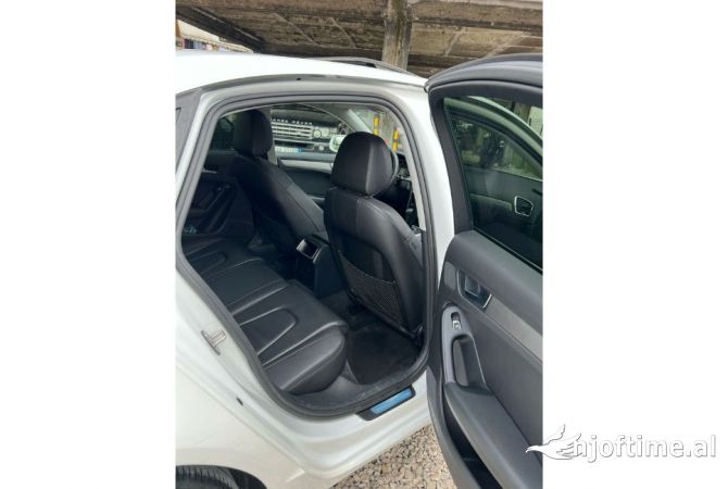 Makina me qera Audi A4 duke nisur nga 50 euro dita .Rinas