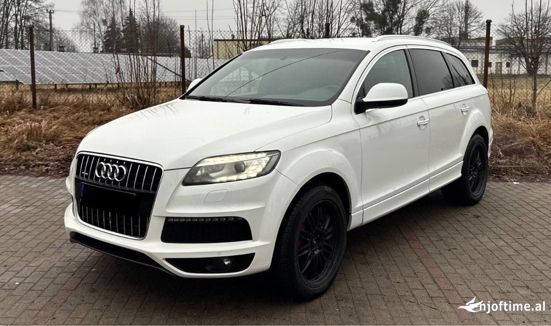 Makina me qera SUV Audi Q7, 7 vendeshe per vetem 70 euro dita