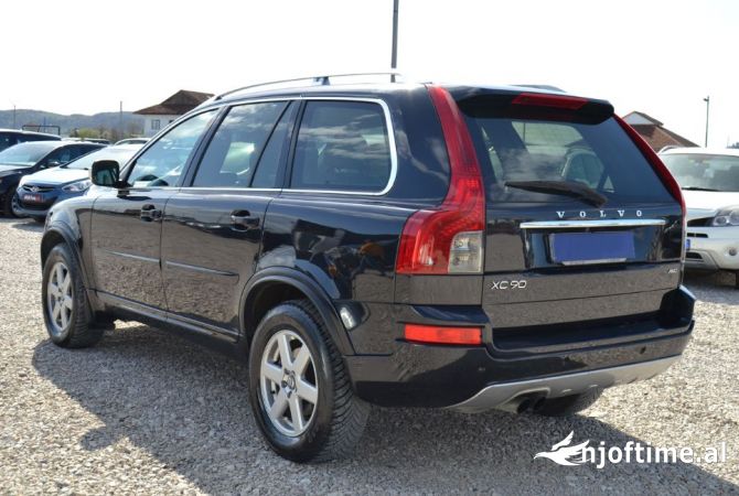 Makina Me Qera Volvo Xc90, 7 Vende Duke Nisur Nga 34 Euro Dita