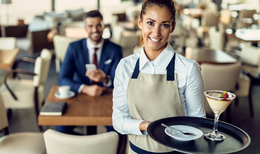 Njoftime Pune ne , Profesioni Kamarier restoranti, Kamarier lounge, Ndihmës kamarier, Banakier, Ndihmës banakier, Tiganist, Zgarist, Sallatjer, Kuzhinier, Ndihmës kuzhinier. , Me eksperience, Pagesa 1,000  Euro.