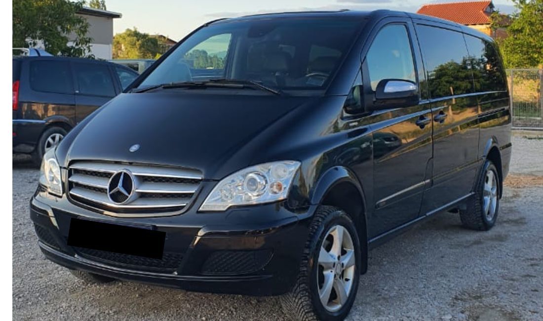 Makina me qera Mercedes Benz Vianno duke nisur nga 69  euro dita