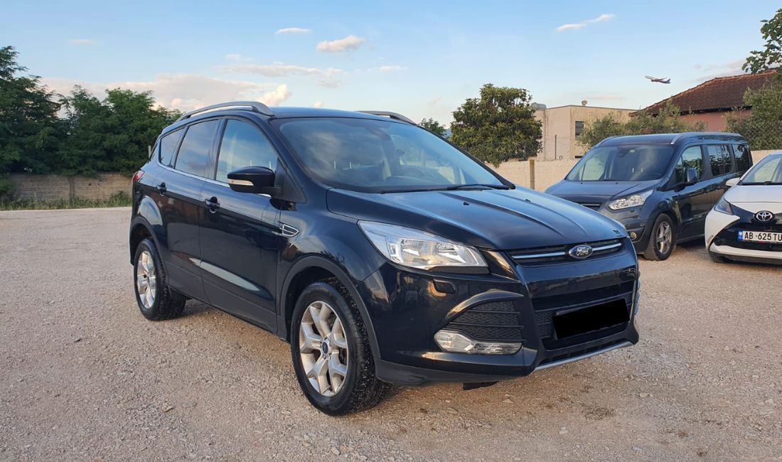 Makina me Qera Ford Kuga fouristrade duke nisur nga 29 euro dita