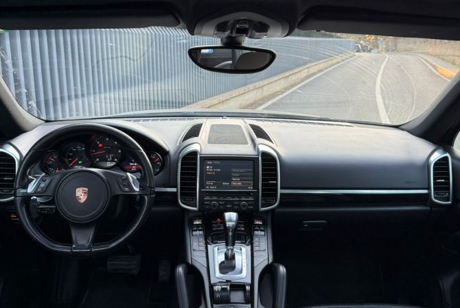 Noleggio Auto a Tirana - 100 Euro