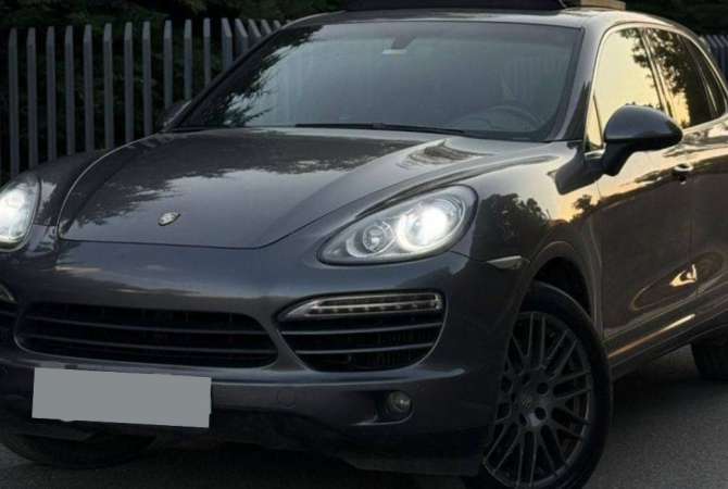 Noleggio Auto a Tirana - 100 Euro