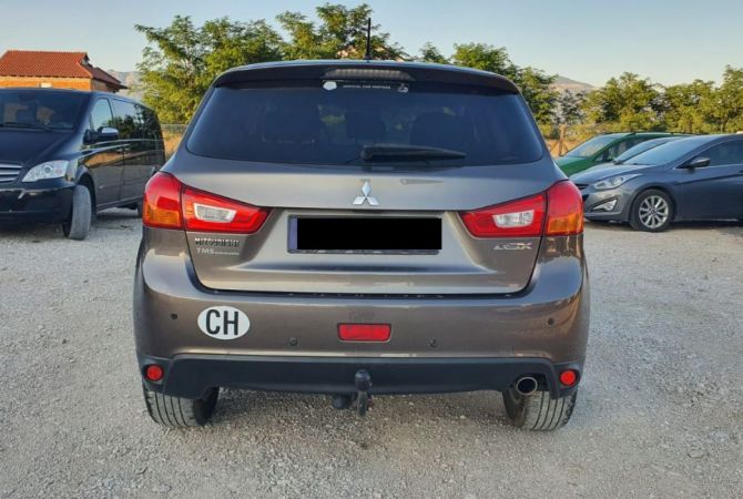 Makina me qera Mitsubishi ASX duke nisur nga 29 euro dita 