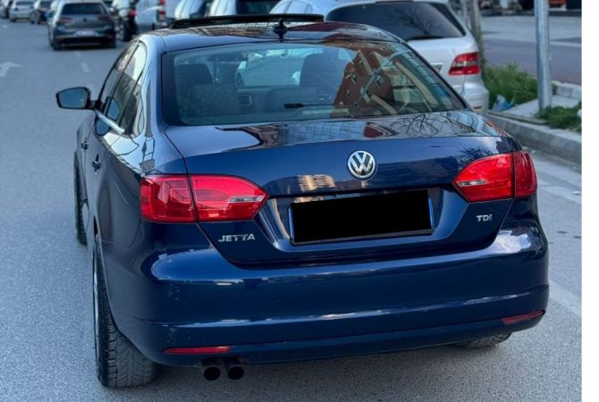 Noleggio Auto a Tirana - 40 Euro