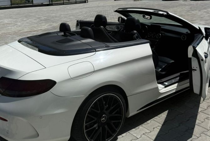 Mercedes benz c220 cabrio me qera , 150 euro dita