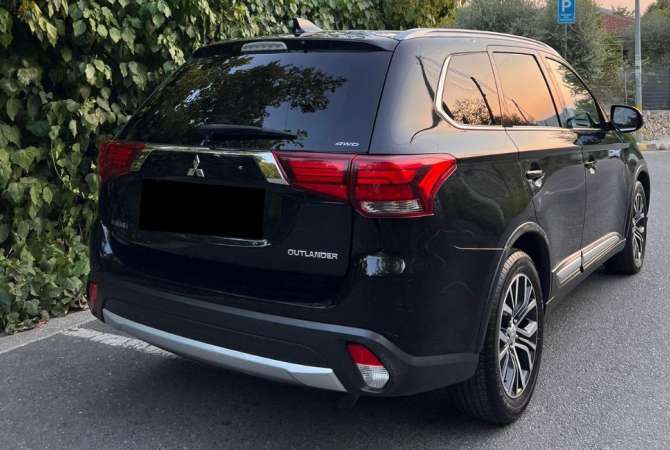 Foristrade me qera ne Rinas Tirane Mitsubishi duke filluar nga 65 euro dita